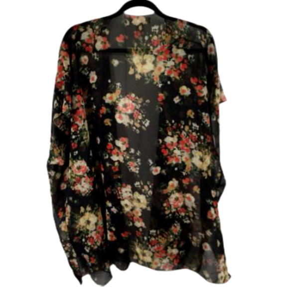 Band‎ of Gypsies Sheer Cover Up Small Black Floral - Picture 4 of 4